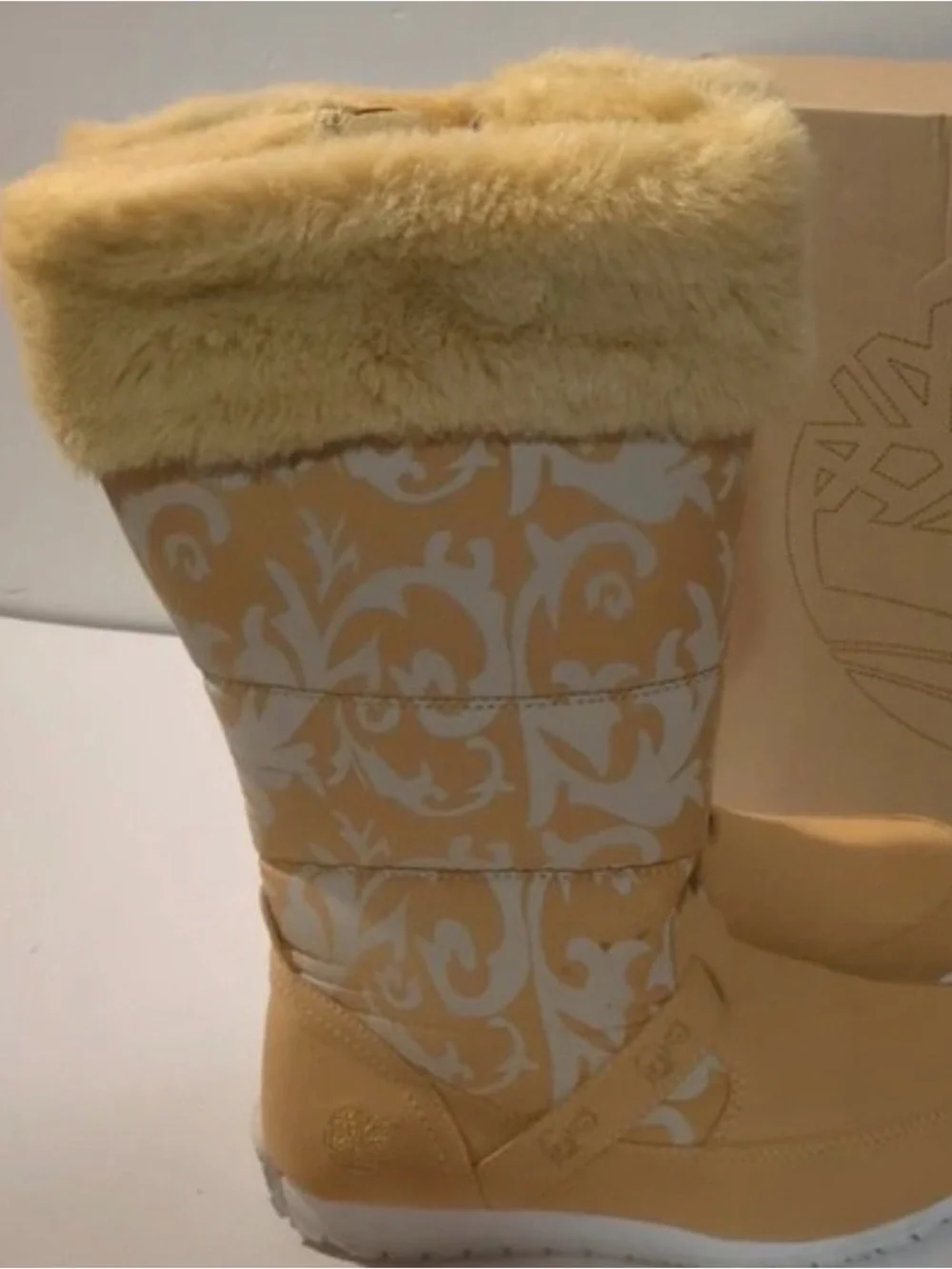 Women’s TIMBERLANDS Tan Faux Fur-Trim Winter Boots